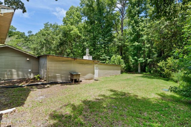390 Varnamtown Road SW, Supply, NC 28462