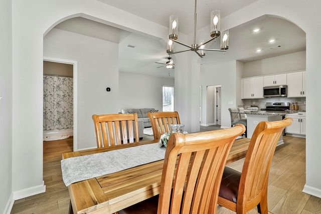 1825 Woodward Oaks Trail, Auburn, AL 36860