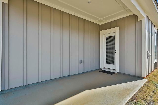 1825 Woodward Oaks Trail, Auburn, AL 36860