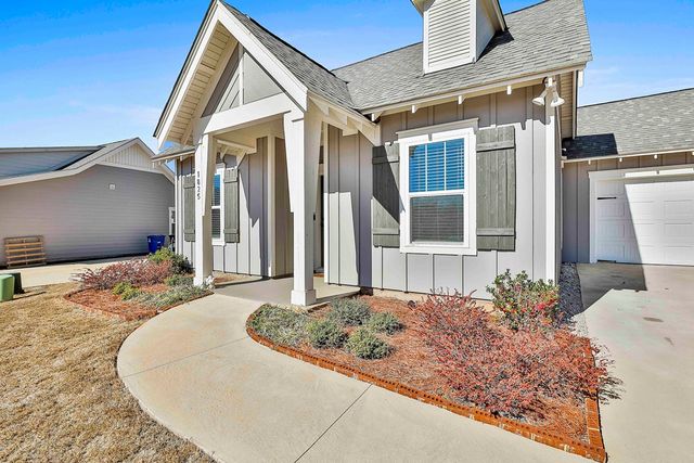 1825 Woodward Oaks Trail, Auburn, AL 36860