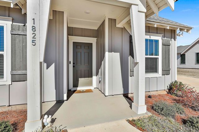 1825 Woodward Oaks Trail, Auburn, AL 36860