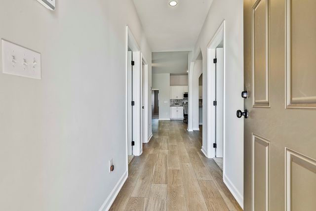 1825 Woodward Oaks Trail, Auburn, AL 36860