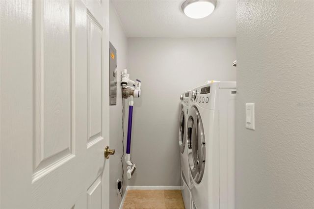 5817 PARK STREET N 406, St Petersburg, FL 33709