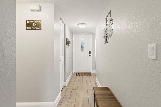 5817 PARK STREET N 406, St Petersburg, FL 33709