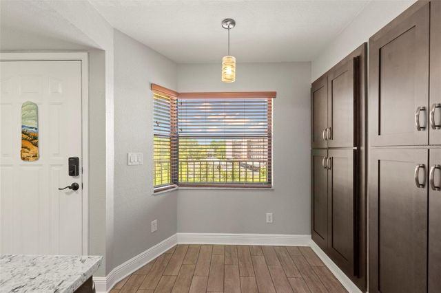 5817 PARK STREET N 406, St Petersburg, FL 33709