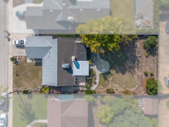 1041 Greenfield Drive, Porterville, CA 93257