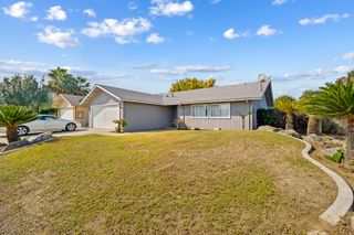 1041 Greenfield Drive, Porterville, CA 93257