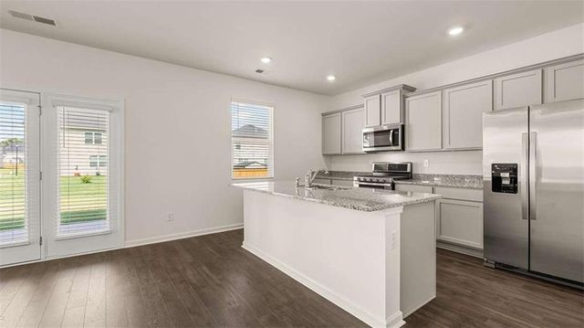 8580 Preakness Pass, Lithonia, GA 30058