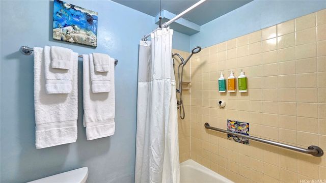134 Kapahulu Avenue 801, Honolulu, HI 96815