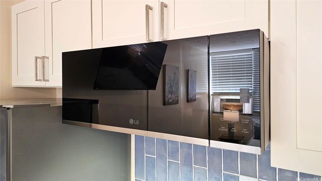 134 Kapahulu Avenue 801, Honolulu, HI 96815