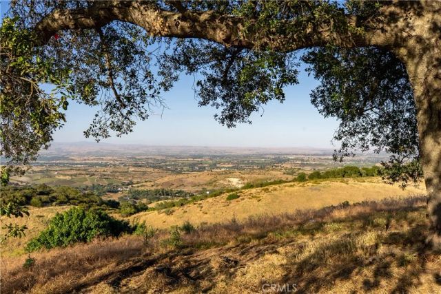 2762 Adelaida, Paso Robles, CA 93446