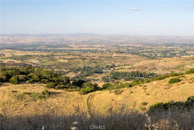 2762 Adelaida, Paso Robles, CA 93446