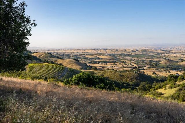 2762 Adelaida, Paso Robles, CA 93446