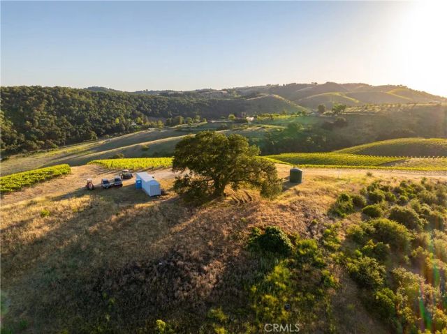 2762 Adelaida, Paso Robles, CA 93446