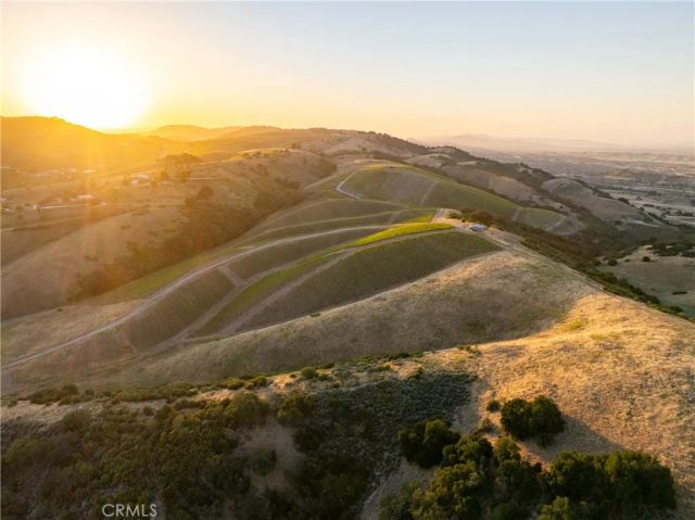 2762 Adelaida, Paso Robles, CA 93446