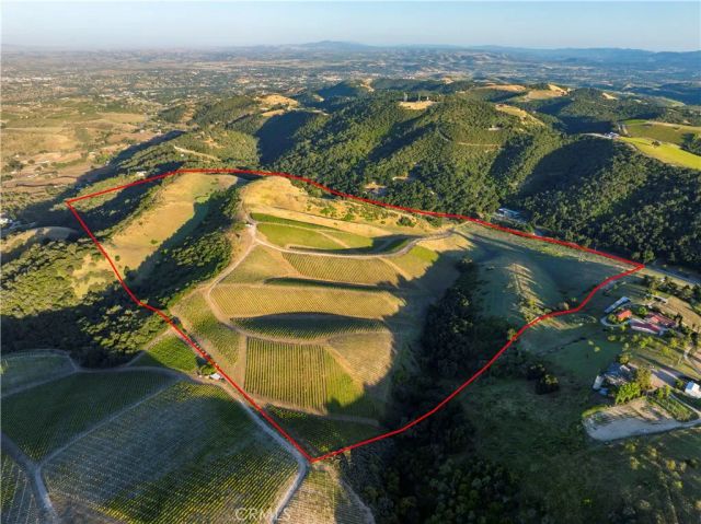 2762 Adelaida, Paso Robles, CA 93446