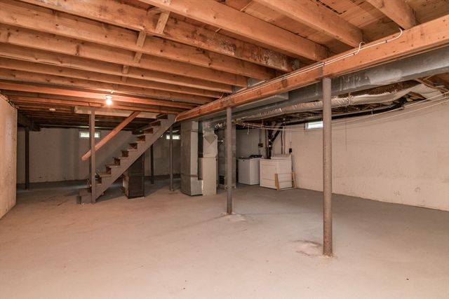 90 Columbia Drive, Amherst, MA 01002
