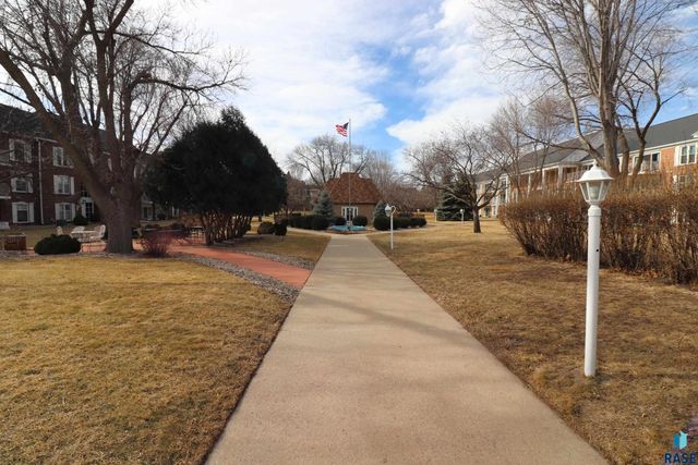 2904 W 33rd St Street 123, Sioux Falls, SD 57105