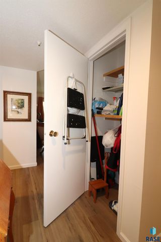 2904 W 33rd St Street 123, Sioux Falls, SD 57105