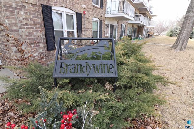 2904 W 33rd St Street 123, Sioux Falls, SD 57105