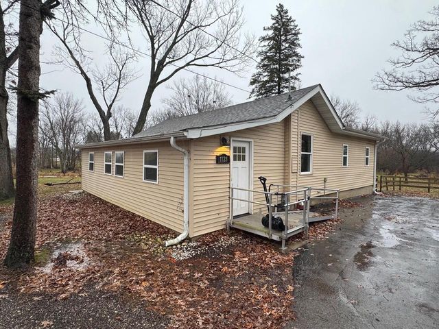 1123 River DRIVE, Burlington, WI 53105