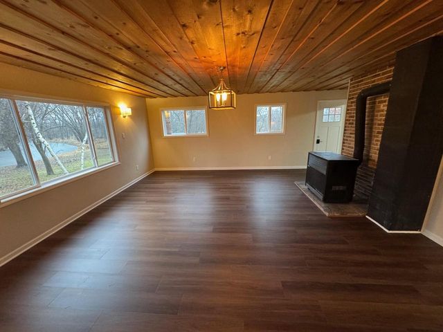 1123 River DRIVE, Burlington, WI 53105