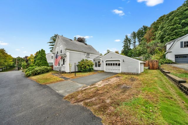 40 Elm Park, Groveland, MA 01834