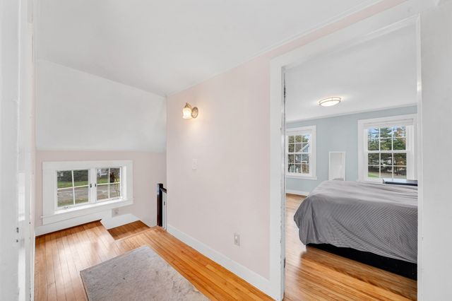 40 Elm Park, Groveland, MA 01834