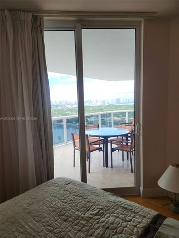 4779 Collins Avenue 1804, Miami Beach, FL 33140