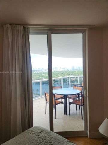 4779 Collins Avenue 1804, Miami Beach, FL 33140