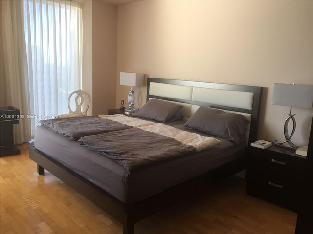 4779 Collins Avenue 1804, Miami Beach, FL 33140