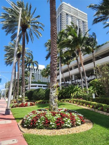 4779 Collins Avenue 1804, Miami Beach, FL 33140