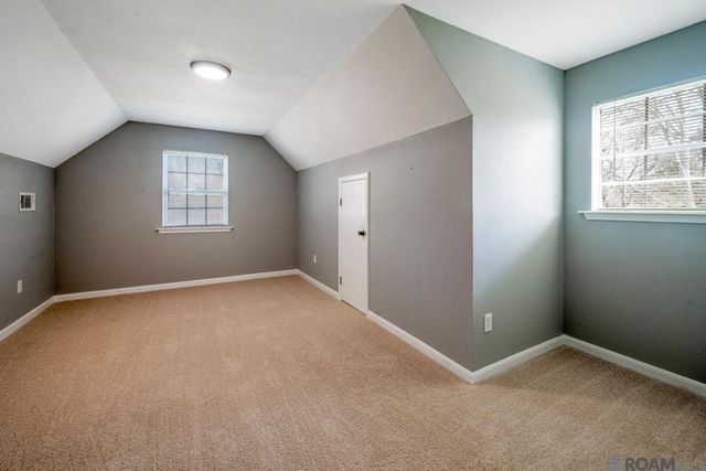 919 Willow Brook Ave, Denham Springs, LA 70726