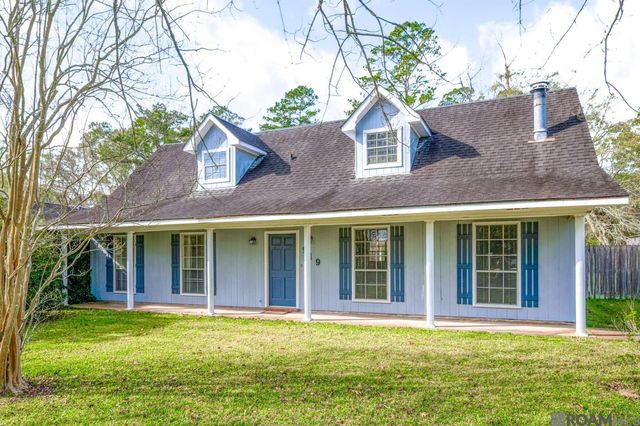 919 Willow Brook Ave, Denham Springs, LA 70726