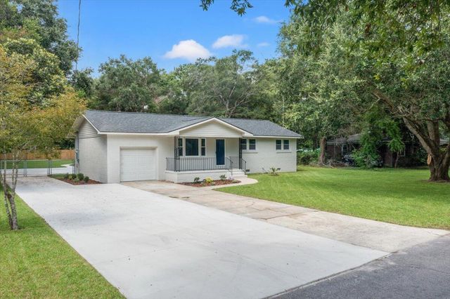 1333 Teal Avenue, Charleston, SC 29412