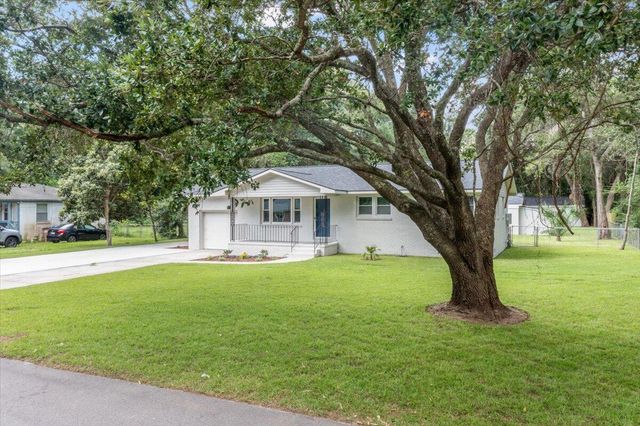 1333 Teal Avenue, Charleston, SC 29412