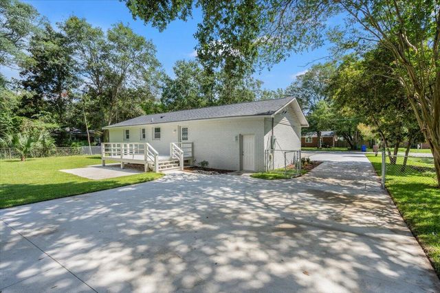 1333 Teal Avenue, Charleston, SC 29412