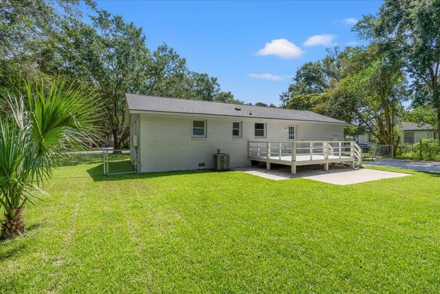 1333 Teal Avenue, Charleston, SC 29412