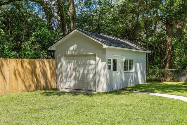 1333 Teal Avenue, Charleston, SC 29412