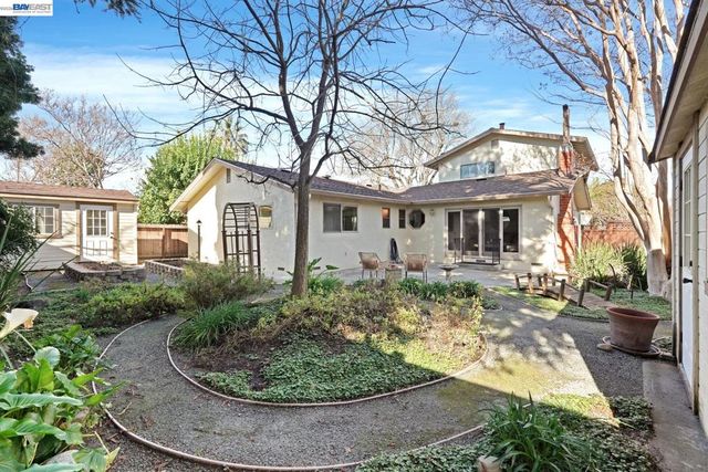 1674 1674 Kasba St, Concord, CA 94518