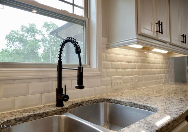 335 Gwendolyn Way, Fuquay Varina, NC 27526