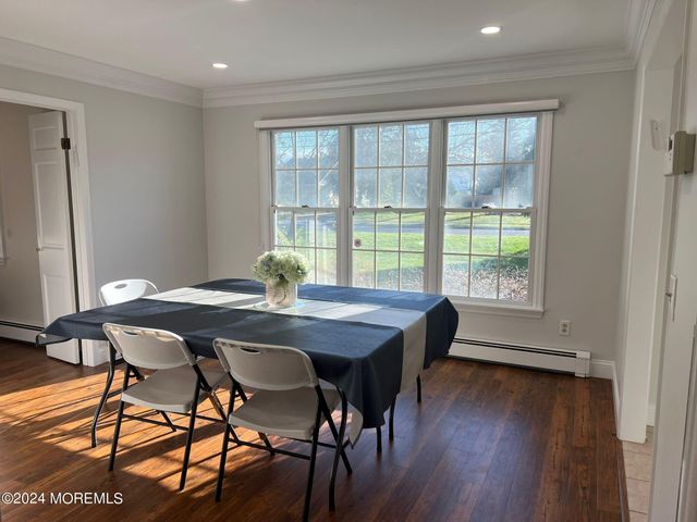 1578 N Bay Avenue, Toms River, NJ 08753