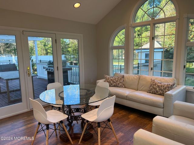 1578 N Bay Avenue, Toms River, NJ 08753