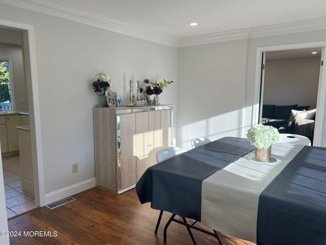 1578 N Bay Avenue, Toms River, NJ 08753