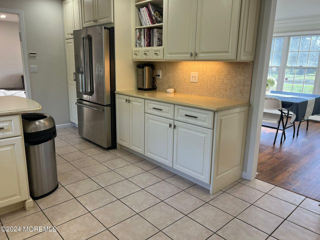1578 N Bay Avenue, Toms River, NJ 08753