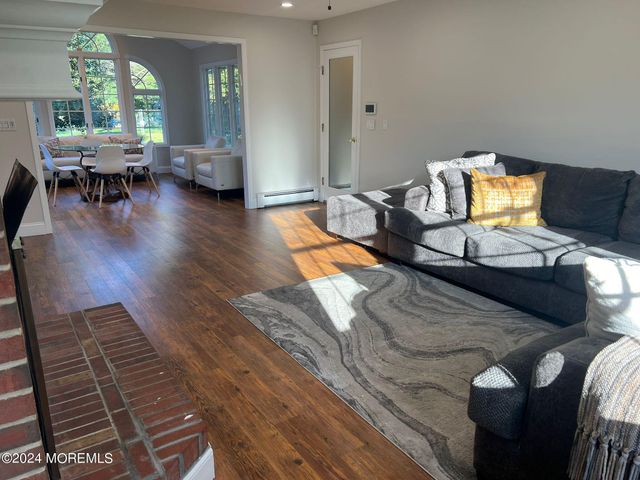1578 N Bay Avenue, Toms River, NJ 08753