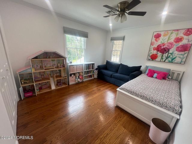 1578 N Bay Avenue, Toms River, NJ 08753