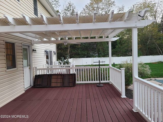 1578 N Bay Avenue, Toms River, NJ 08753