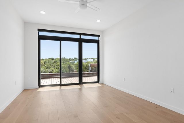 2209 S 1st ST 409, Austin, TX 78704