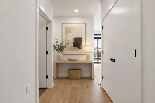 2209 S 1st ST 409, Austin, TX 78704